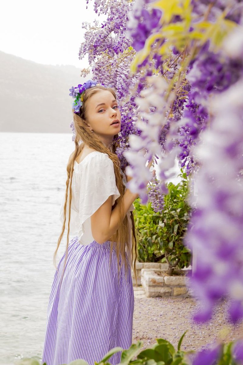 Юлиана, 25